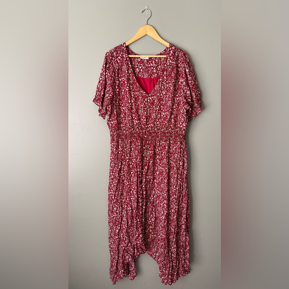 Chic Soul Red Dress with White Flowers